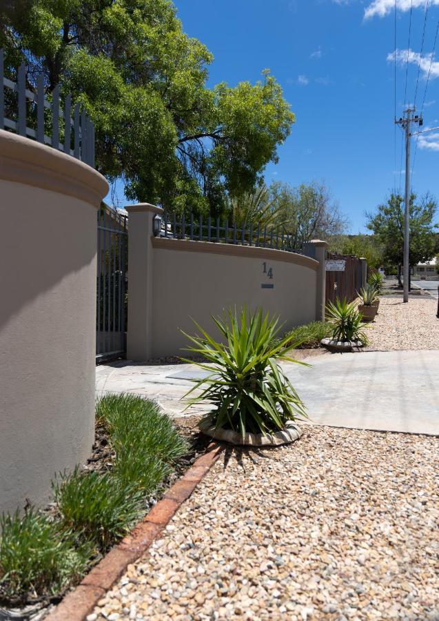 Ons Huisie - No Loadshedding Beaufort West Extérieur photo